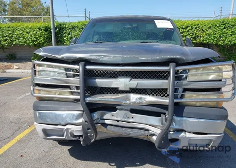 2003 Chevrolet Silverado C1500 from USA, damaged, VIN 1GCEC14X23Z263584